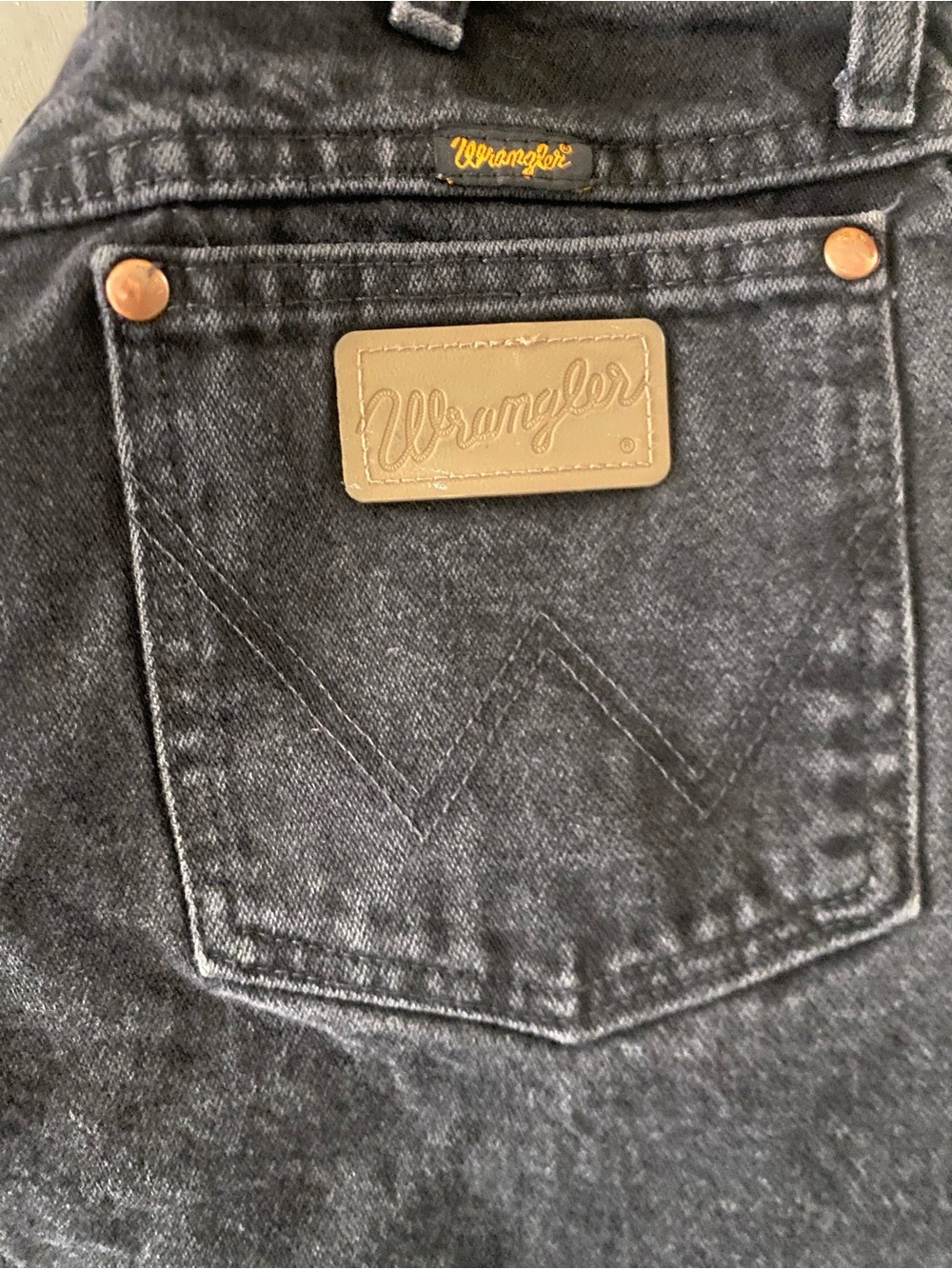 Wrangler Men's Slim Straight Jeans in Washed Black
